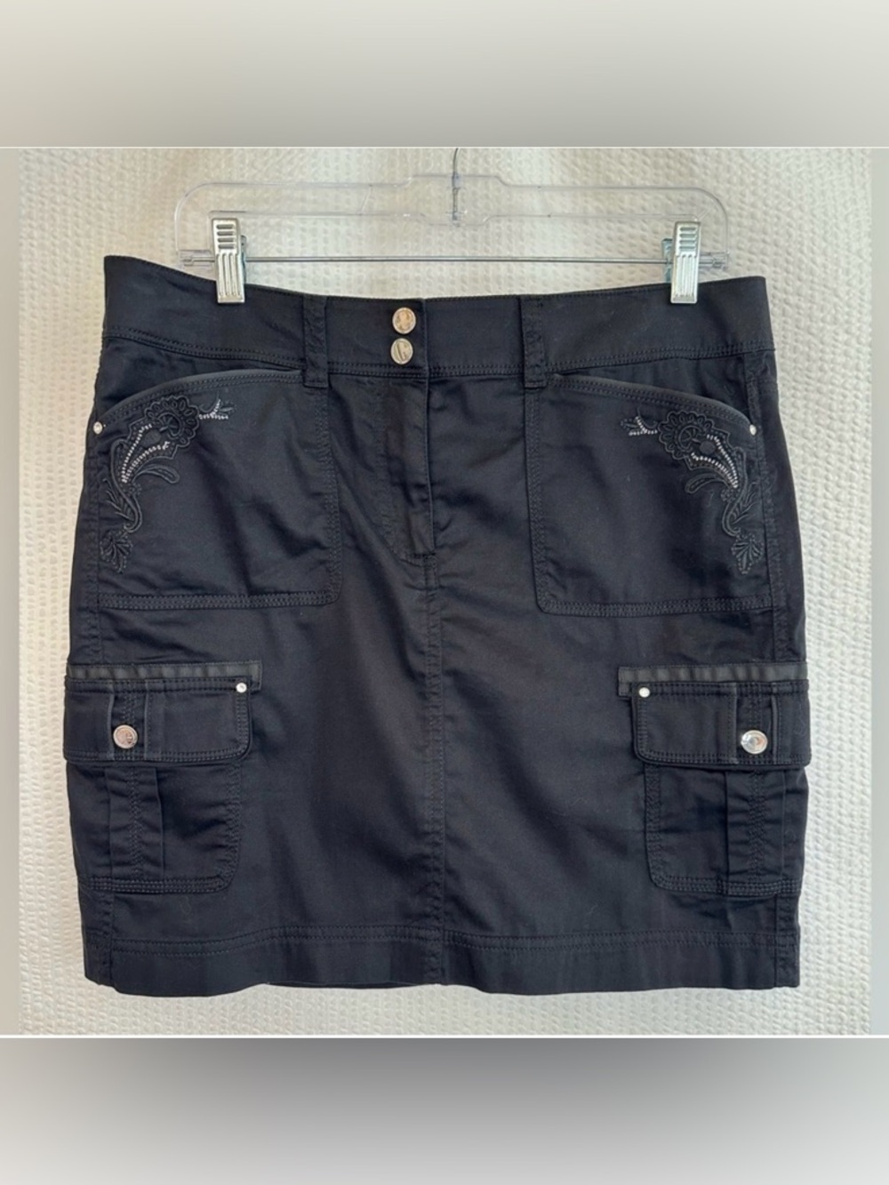 White House Black Market Black Cargo Mini Skirt Size 8 NWT Utility Stretch